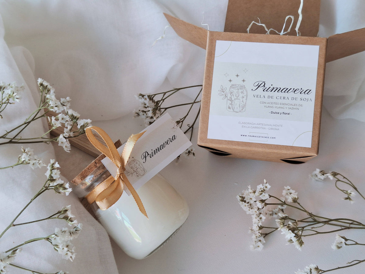 Soy candle in glass jar ylang-ylang and jasmine: English / With box